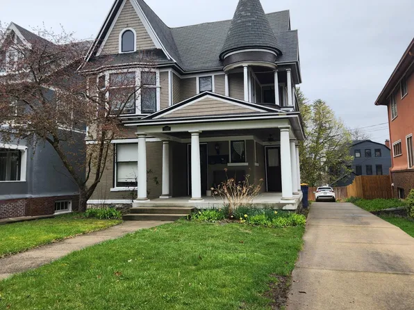 565 Madison Ave SE #1, Grand Rapids, MI 49503