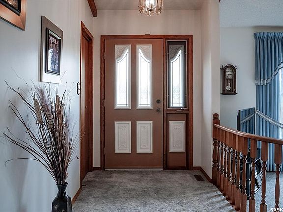 4th image of 304 Pierson STREET