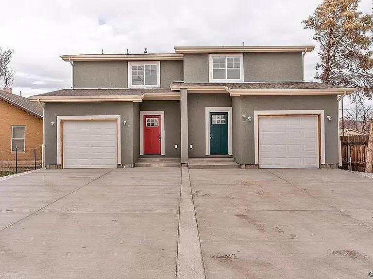 817 Forest Ave #B — Photo 1