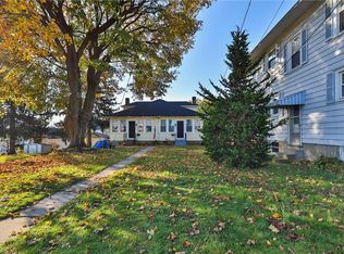 20 E High St, Nazareth, PA 18064