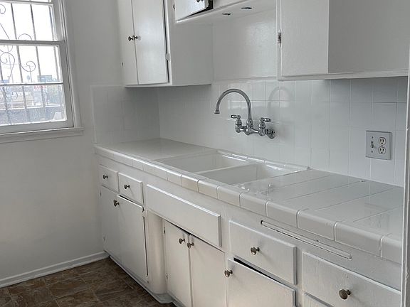 4th image of 2012 S Robertson Blvd APT 8