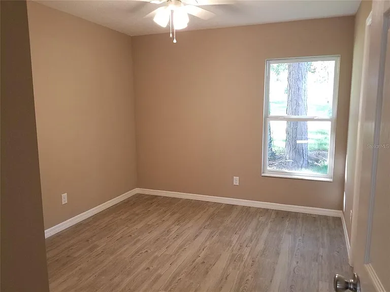 326 Clark St — Photo 17