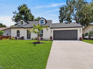 9100 Aster Rd, Fort Myers, FL 33967