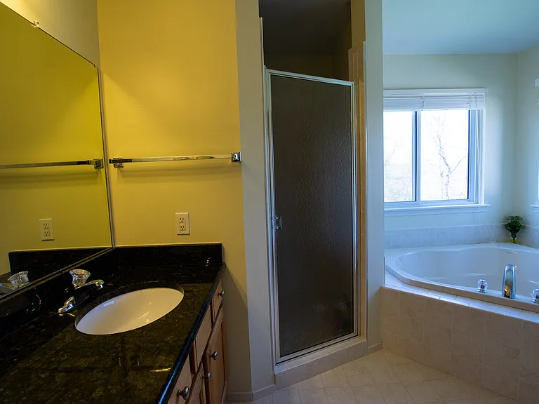 366 Sedgewood Ln — Photo 44