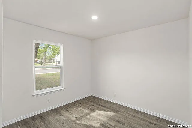 2718 Bermuda Dr — Photo 12