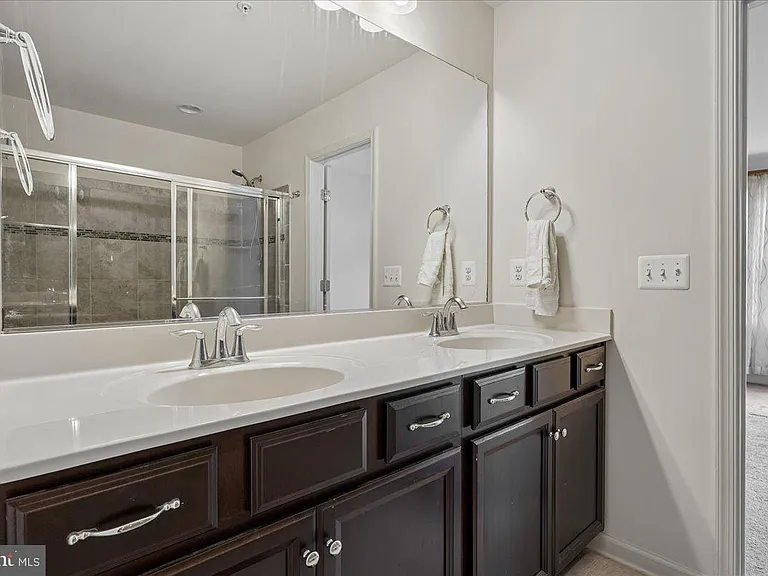 8467 Randell Ridge Rd — Photo 11