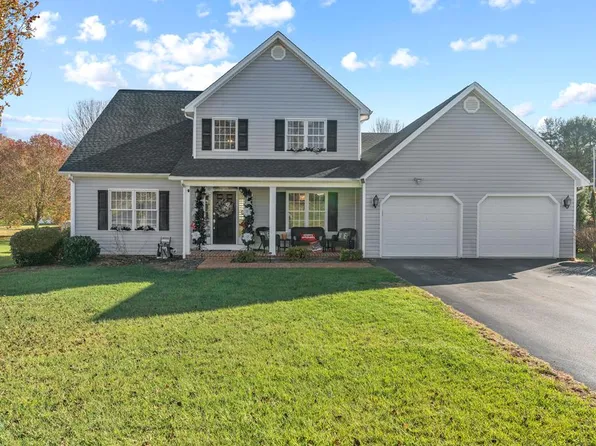 18686 Grahams Dr, Abingdon, VA 24211