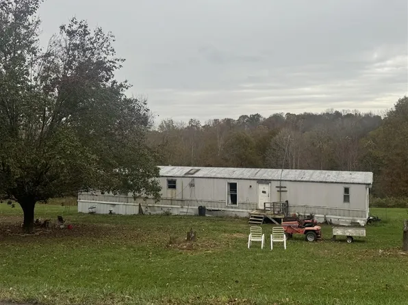 810 Pope Rd, Scottsville, KY 42164