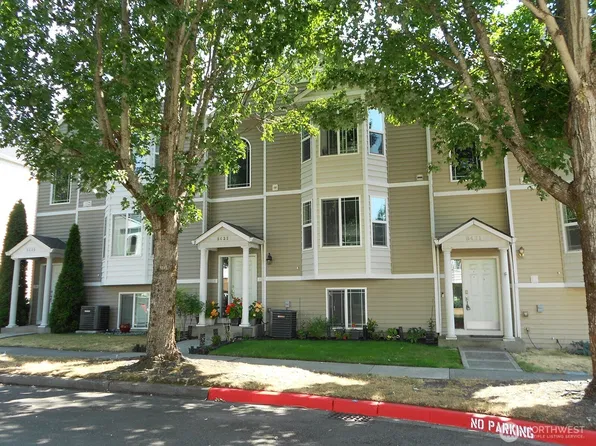8433 13th Ave SE, Olympia, WA 98513