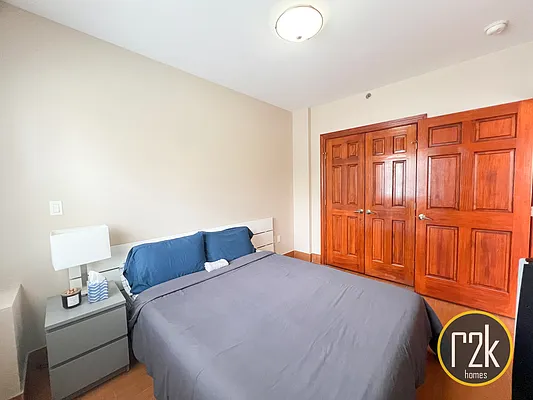 Rented by Realty 2000 Corp | media 28