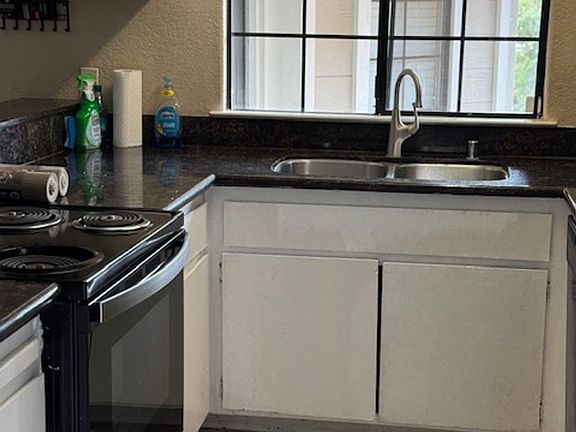 4th image of 1336 Puebla Way