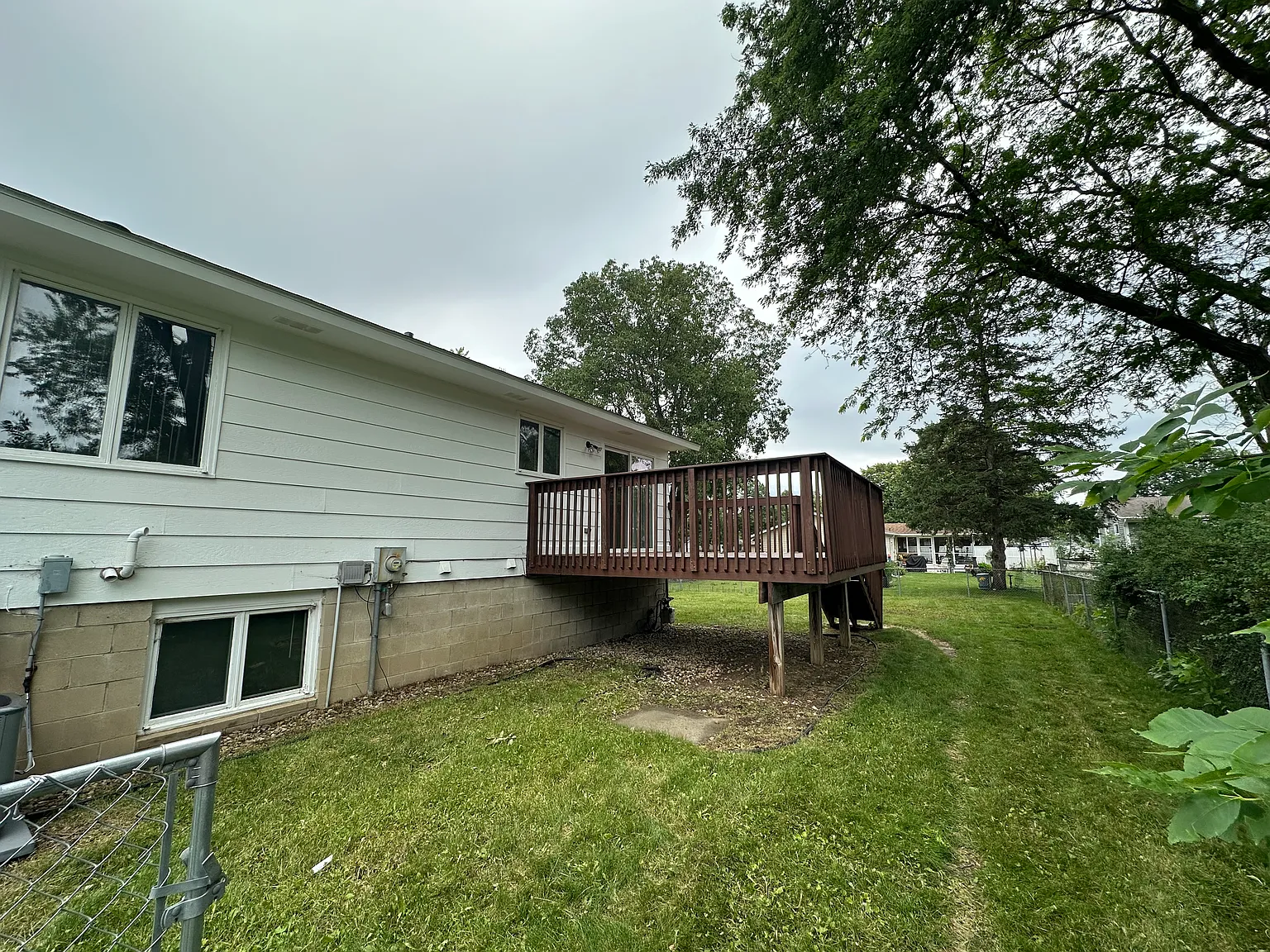 3 bed, 1660 sqft, $2,100 — Photo 4