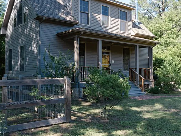 1 Jefferson St, Onancock, VA 23417