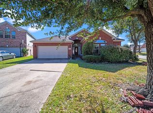 10215 Rockdale Bridge Ct, Sugar Land, TX 77498