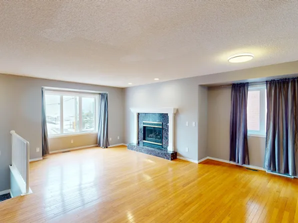 110 10th Ave NE #2, Calgary, AB T2E 0W7