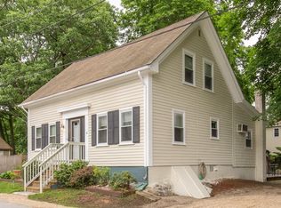 6 Central St, Merrimac, MA 01860