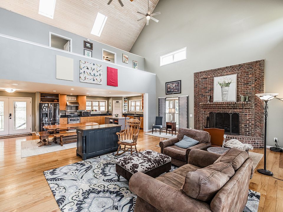 28th image of this home