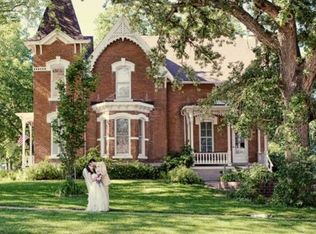 401 N Chestnut St, Avoca, IA 51521