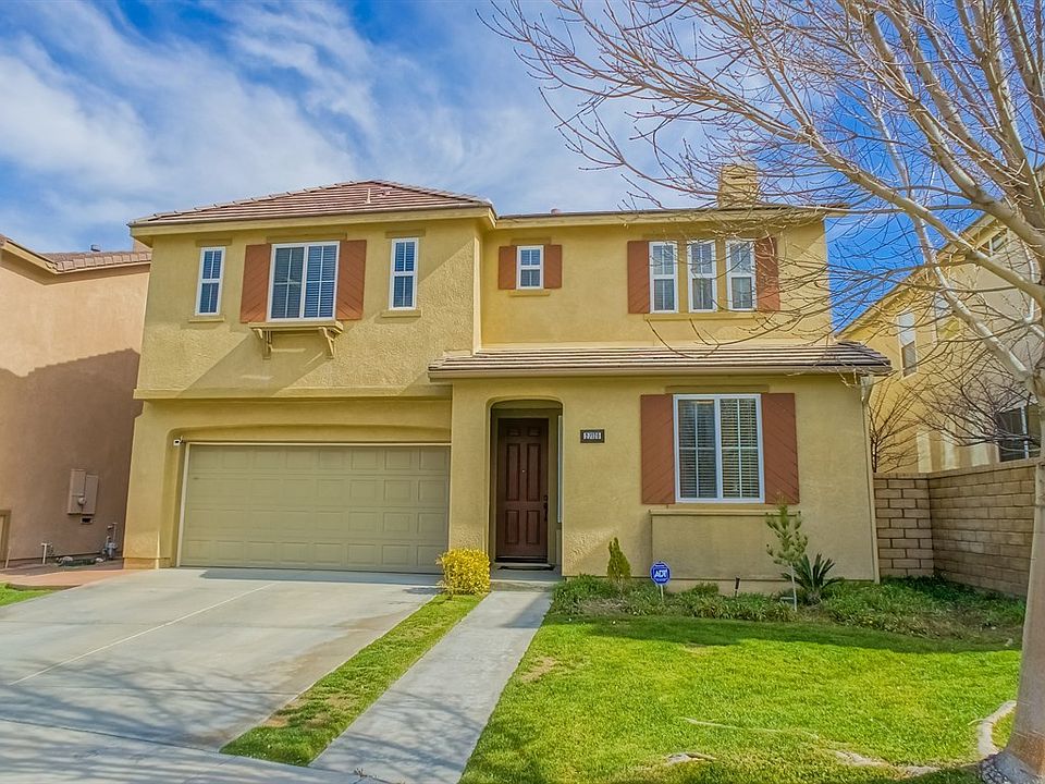 1st image of 27120 Red Cedar Way
