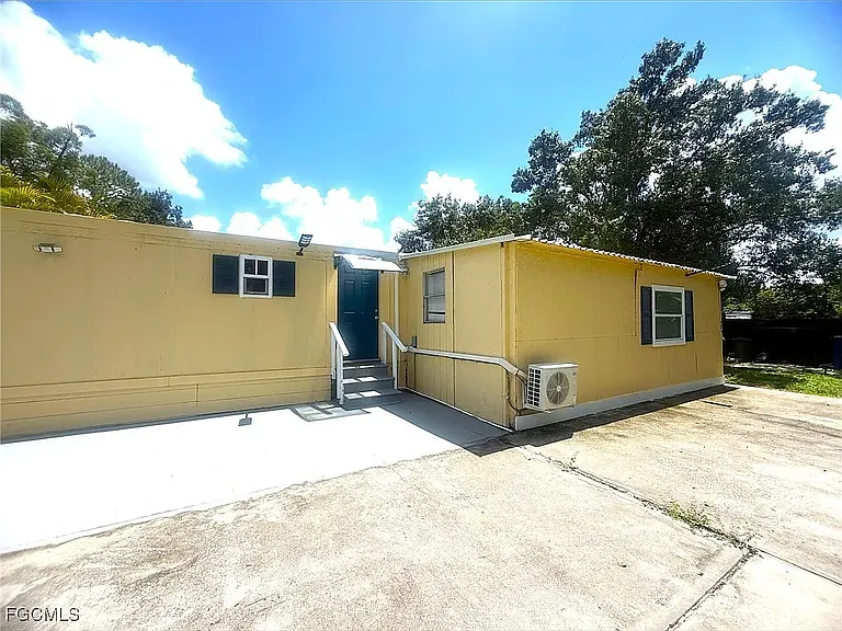 8239 Suncoast Dr — Photo 14