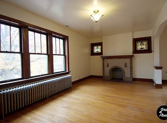 3rd image of 3954 Fillmore St #A