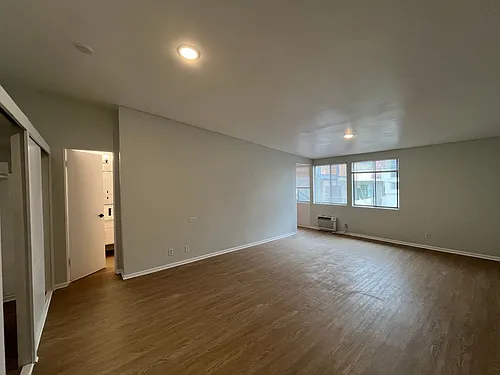 Floor plan 219