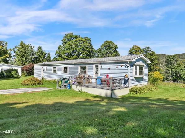 330 Stewart White Rd, Cheshire, MA 01225