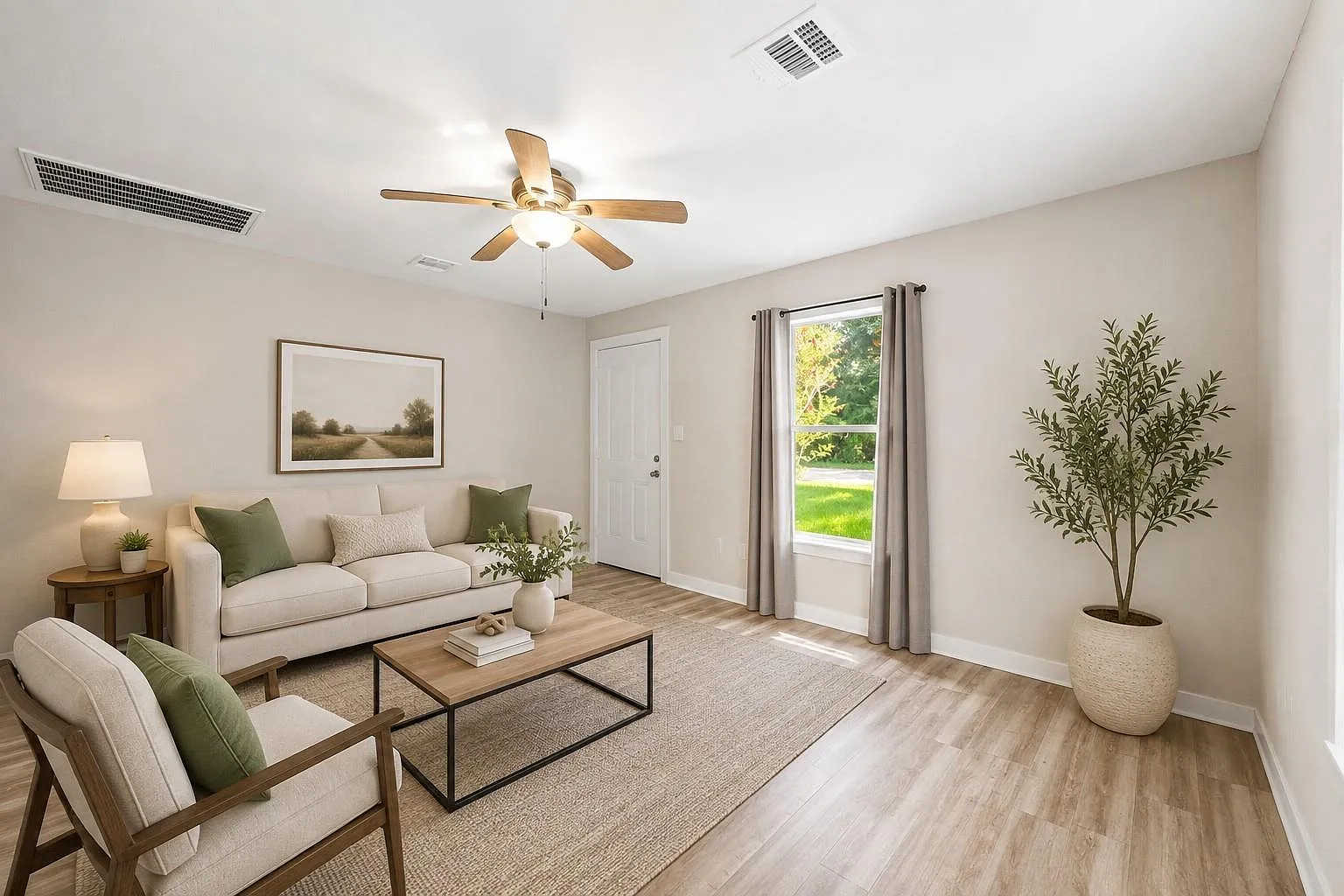 2 bed, 1.0 bath, 850 sqft, $1,350 — Photo 2