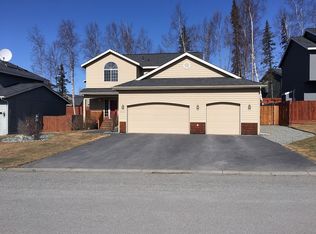 16123 Rosenburg Cir, Eagle River, AK 99577