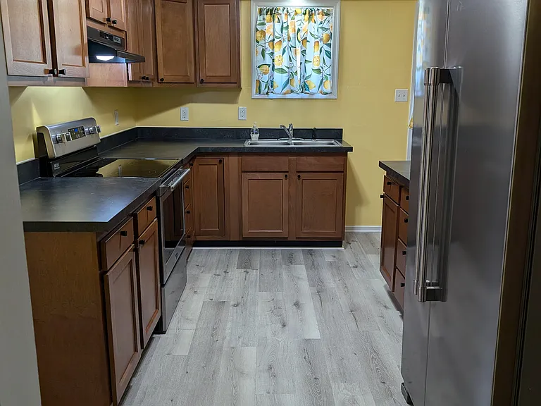 3911 Church St — Photo 4