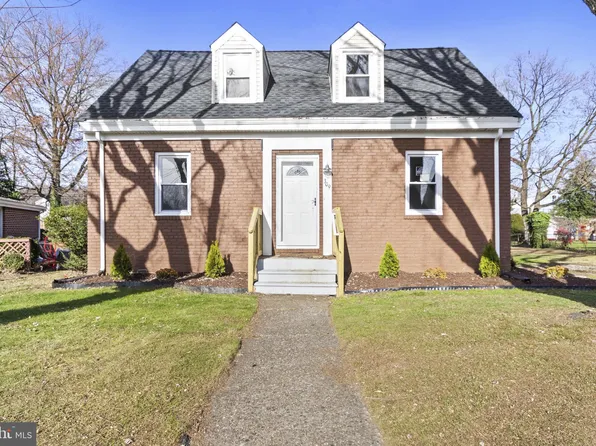 309 Washington Dr, Pennsville, NJ 08070