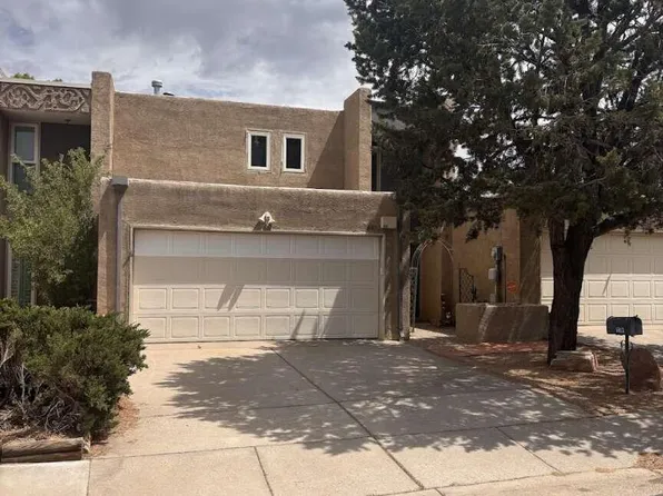 6813 Los Trechos Ct NE, Albuquerque, NM 87109