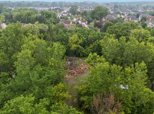 2111 Beyer Ln, Sterling Heights, MI 48314