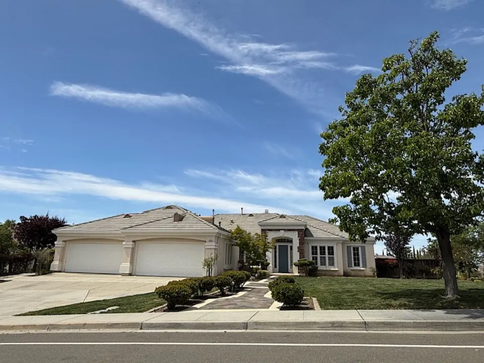 48401 Costa Mesa Ter