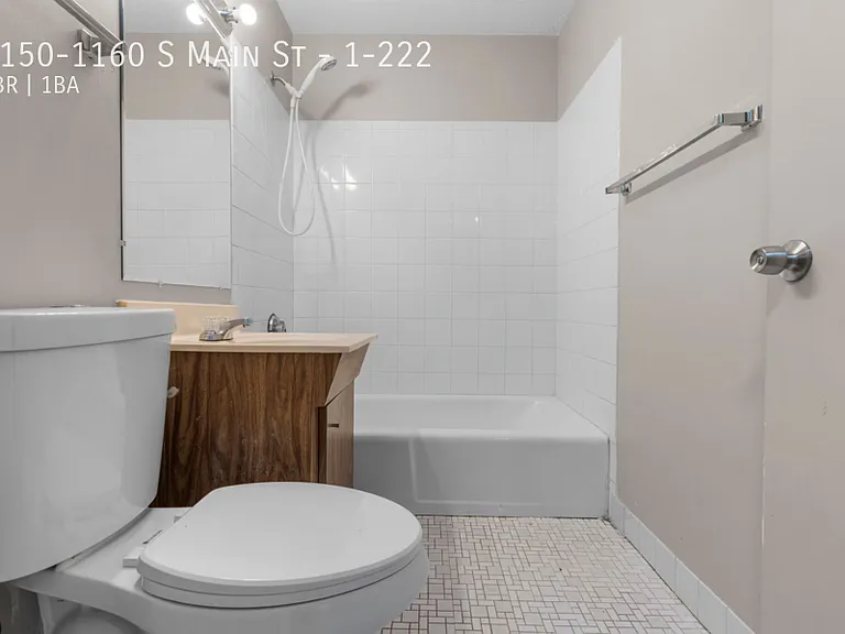 1150-1160 S Main St #1-222 — Photo 70
