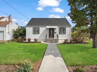 1 Center Ct, Bethpage, NY 11714