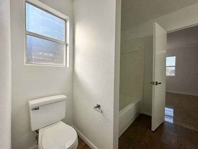 4403 Tidal Wave Dr — Photo 20