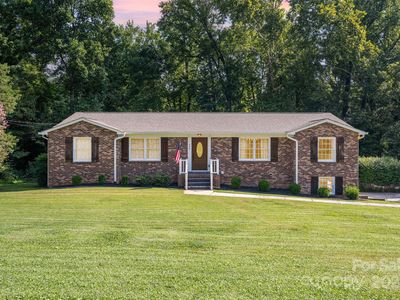 330 Club Dr, Gastonia, NC, 28054