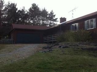 21500 Wasson Rd, Gregory, MI 48137