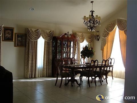 Formal Dinning Room