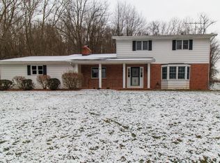 266 Cedar Run Rd, Newark, OH 43055