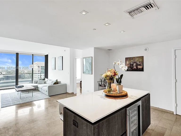 88 SW 7th St #2210 — Photo 6