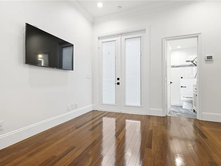 5545 E Harbor Village Dr — Photo 19