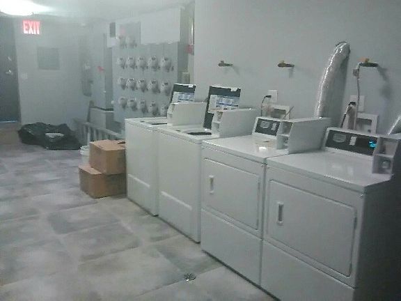 5th image of 162 Woodruff Ave #S