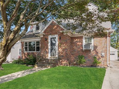 18 Cherry St, North Providence, RI, 02911