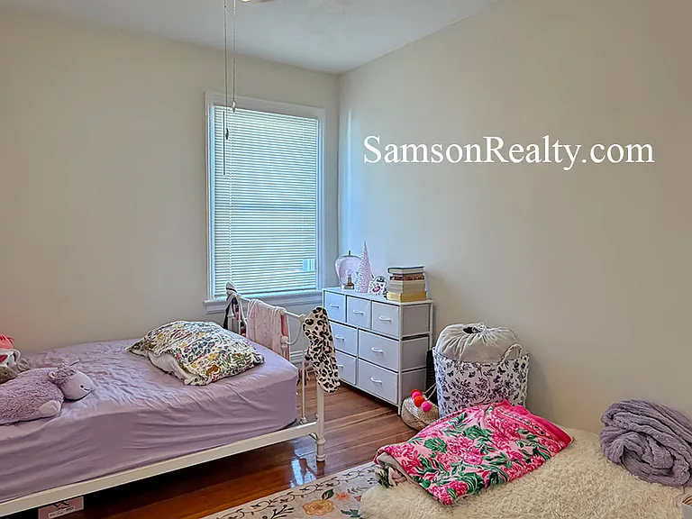 209 4th St #2 — Photo 12