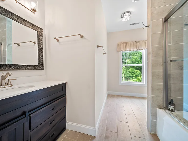 327 E Holly Ridge Rd — Photo 17