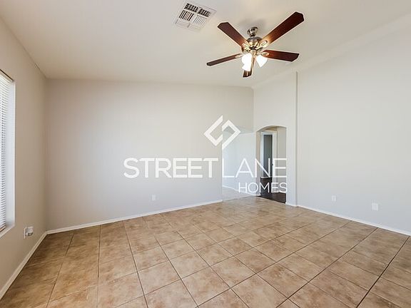 3rd image of 12605 N El Frio St