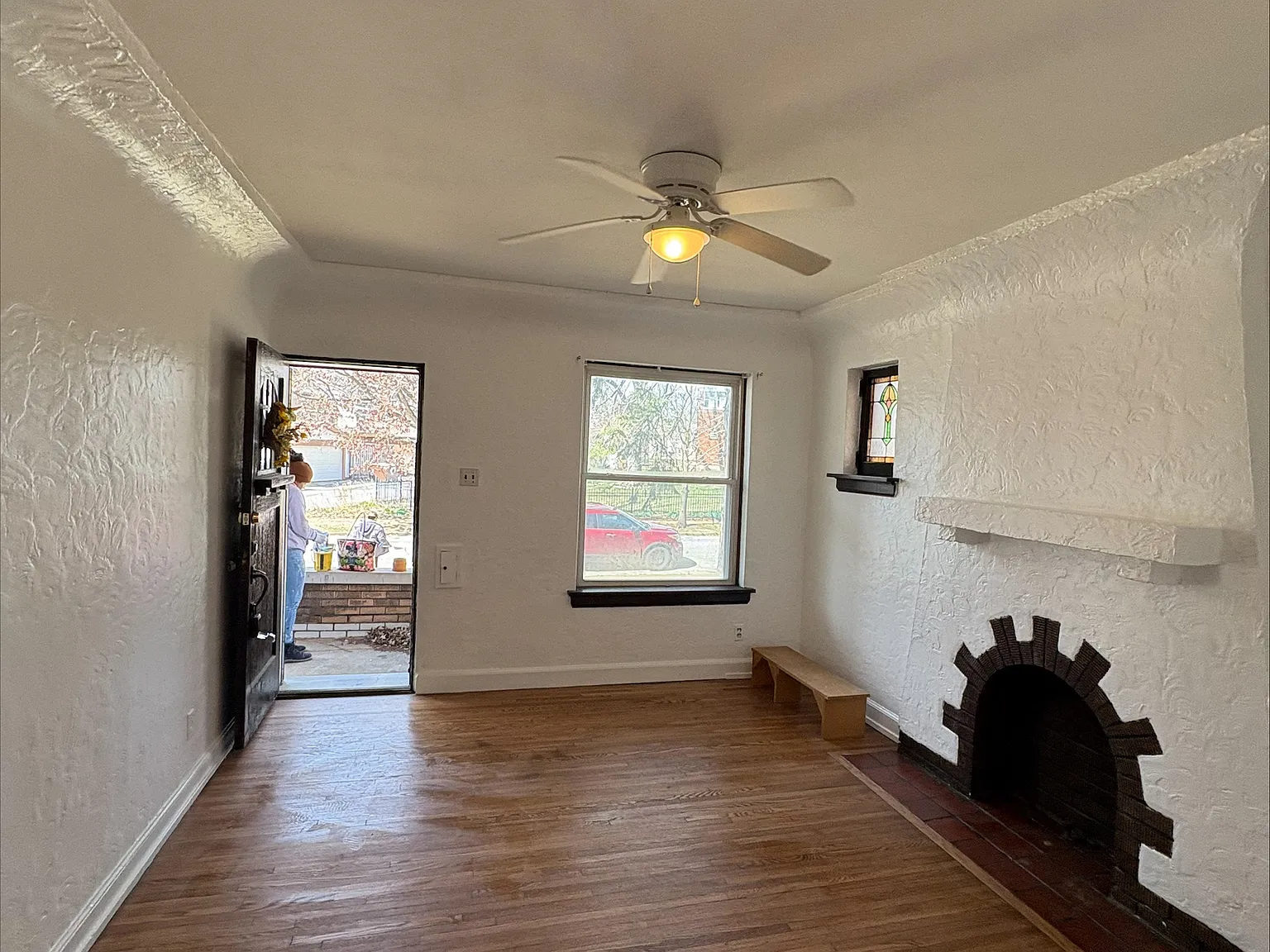 6014 Arendes Dr — Photo 2