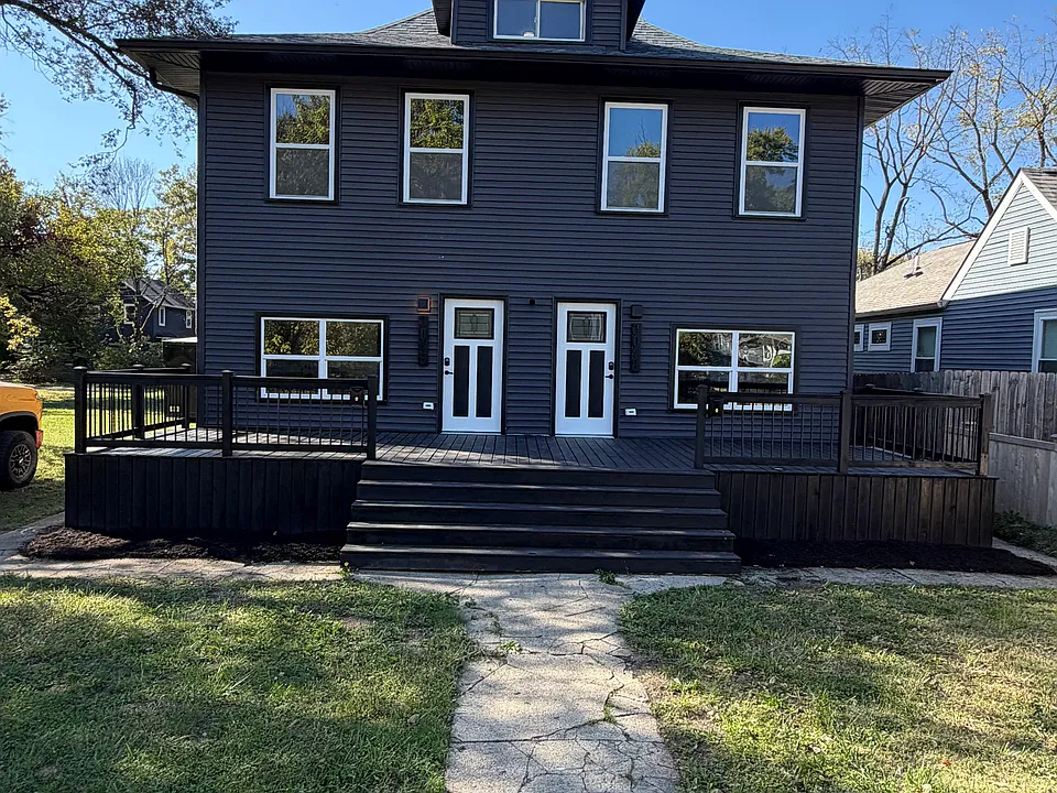 3048 N Central Ave